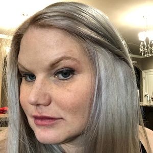 Meet your Posher, Christy